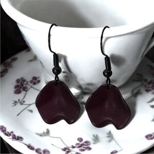 5 For $25💫Dark Plum Petal Dangles